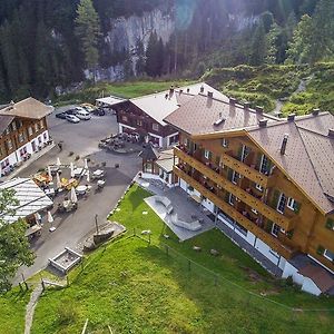 Griesalp Hotels